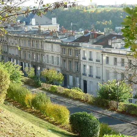 D'hotes Les Jardins De La Cathedrale *